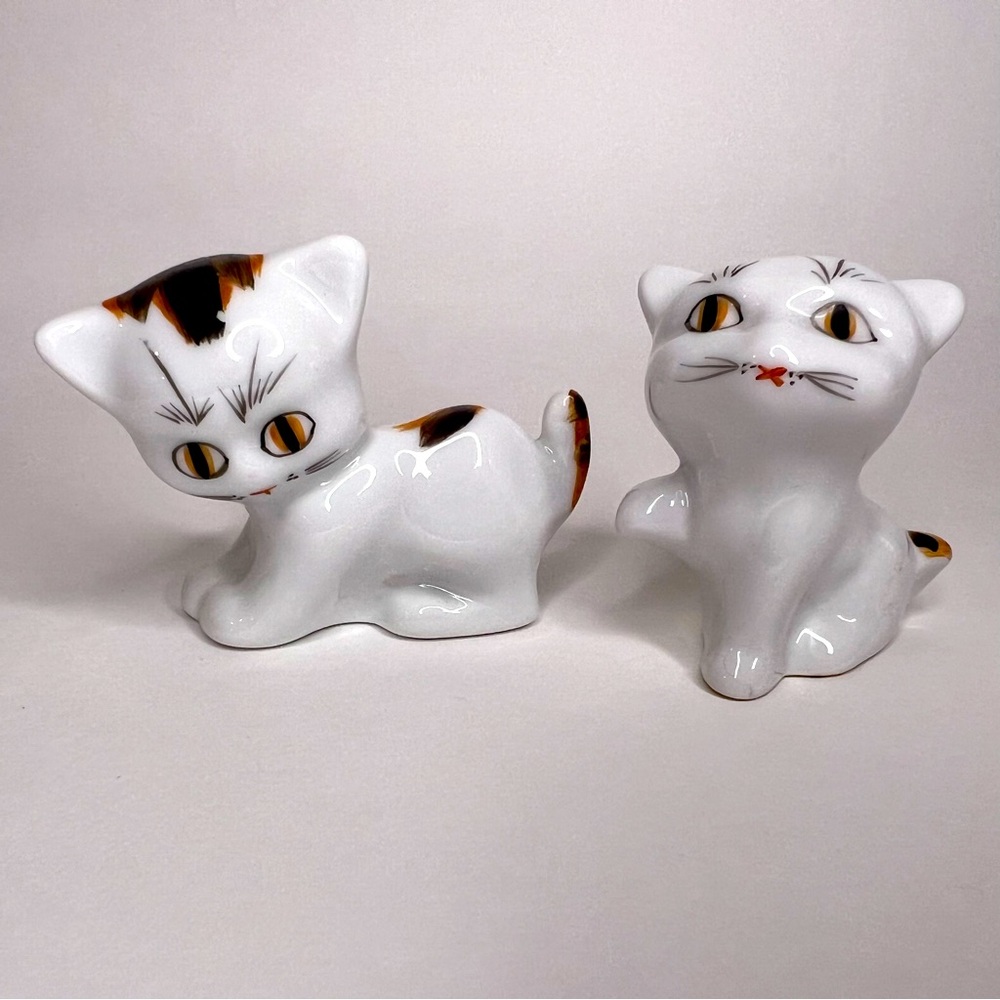 Pair of Ceramic Kittens Hand Painted Unbranded Vintage